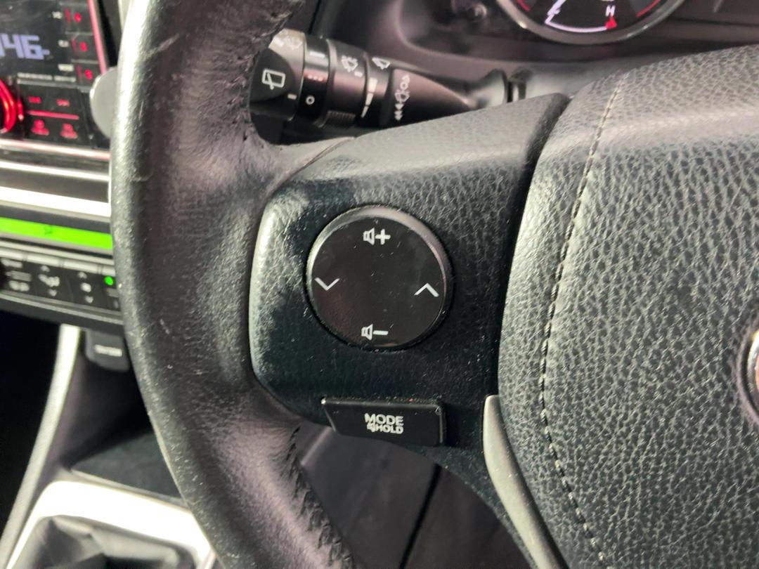 Photo '24' of Toyota Auris