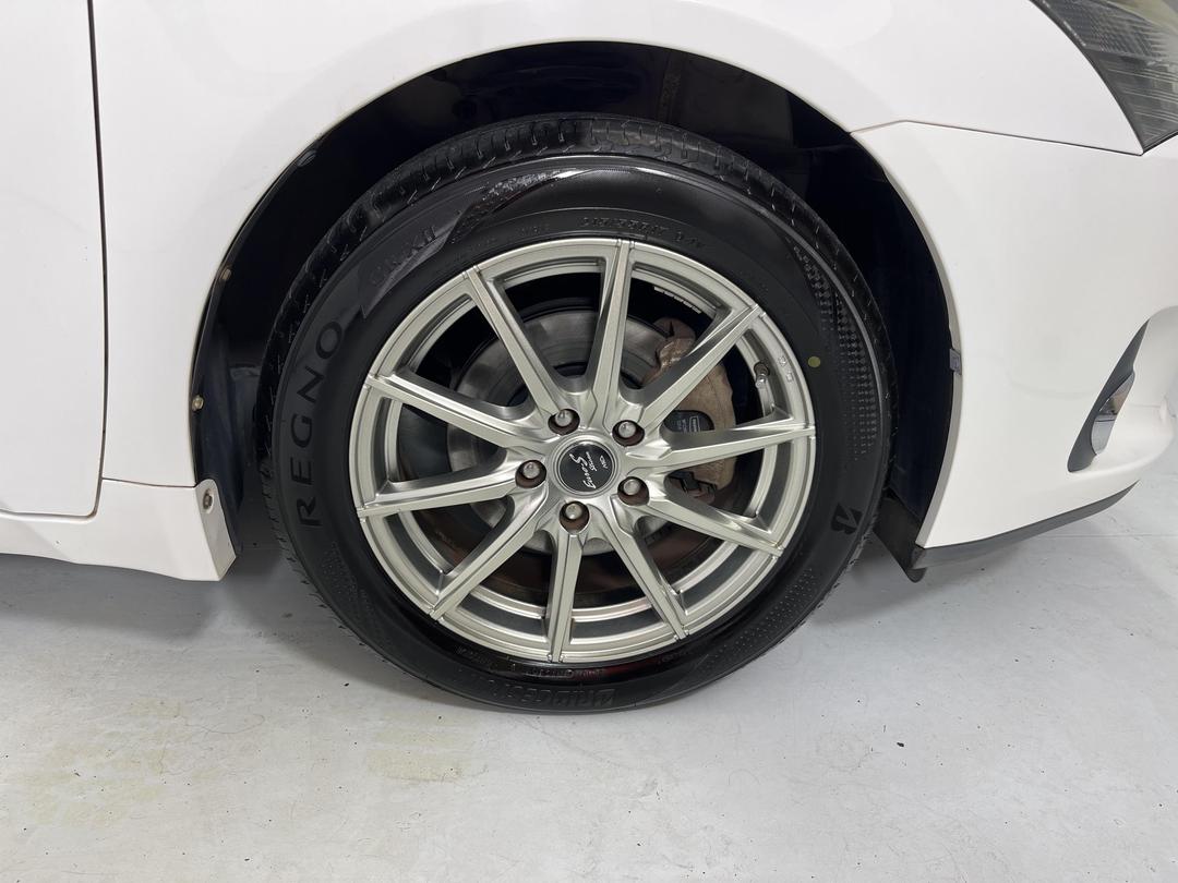 Photo '9' of Toyota Avensis