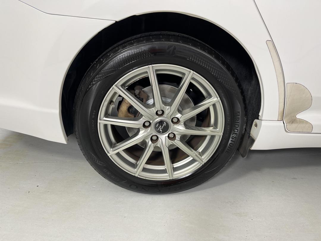 Photo '12' of Toyota Avensis