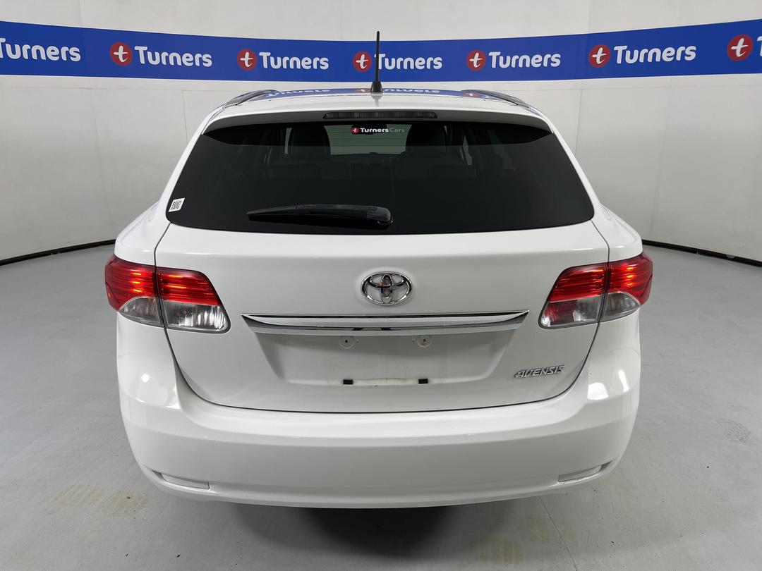 Photo '6' of Toyota Avensis