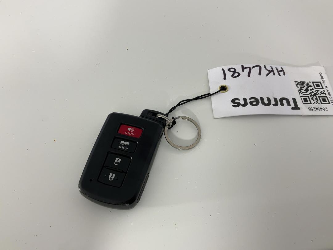Photo '22' of Toyota Camry
