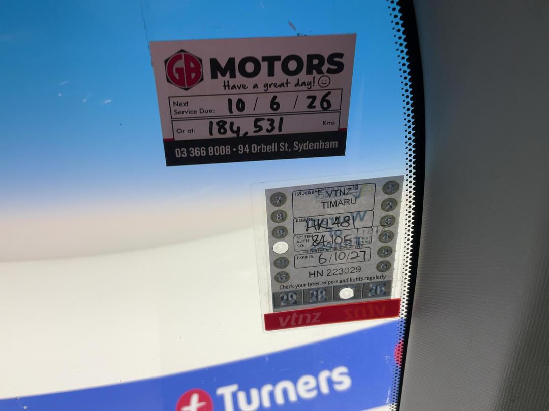 Photo '26' of Toyota Camry