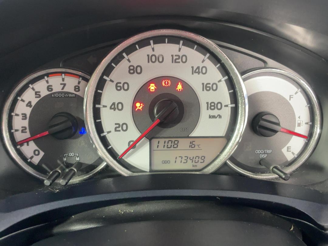 Photo '21' of Toyota Corolla