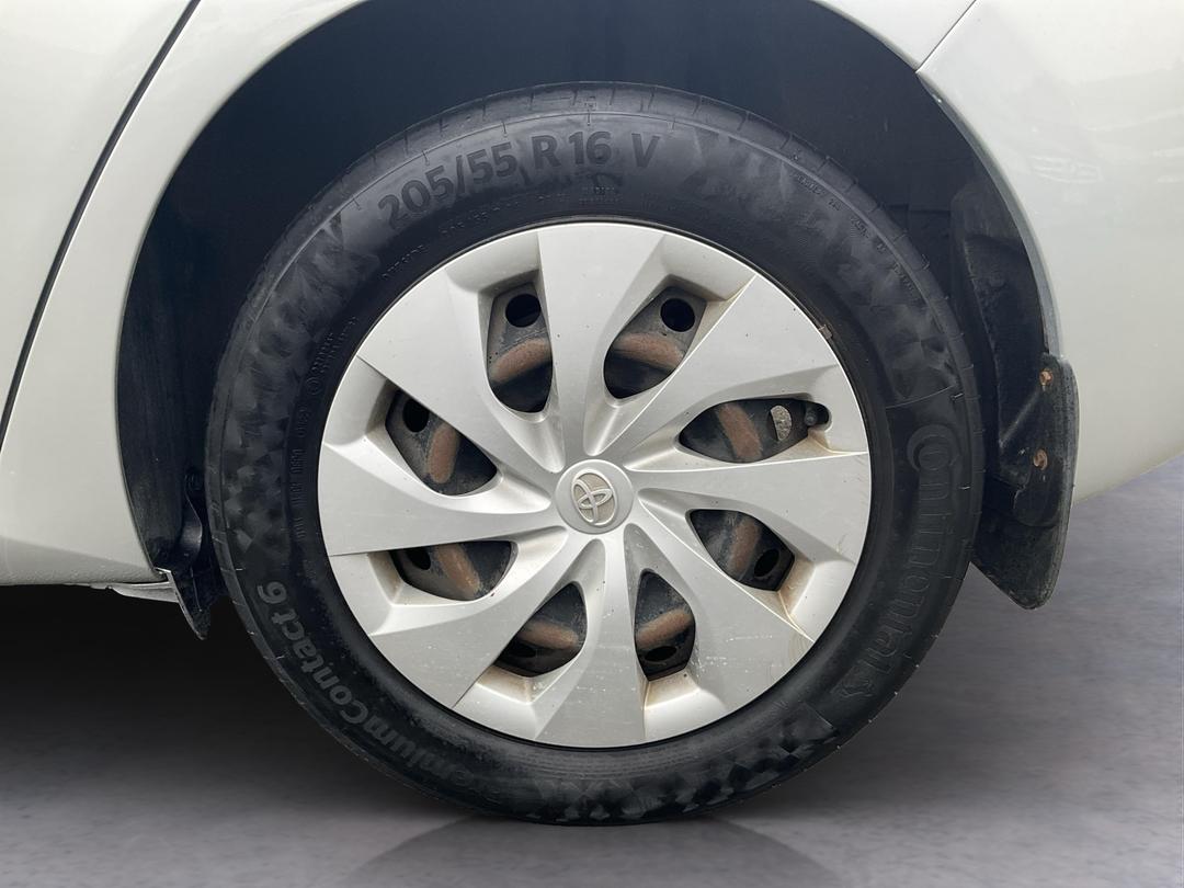 Photo '11' of Toyota Corolla