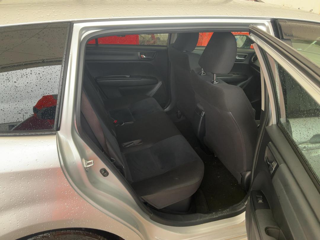 Photo '8' of Toyota Corolla Fielder Hybrid