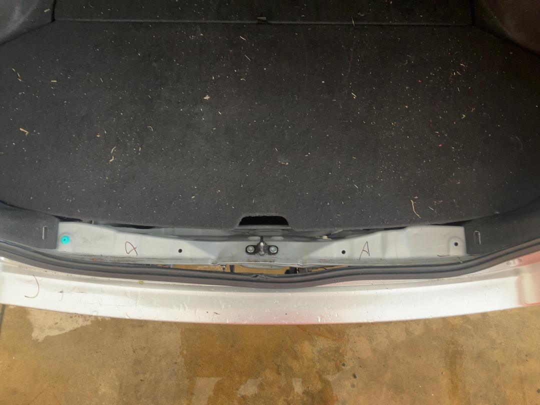 Photo '19' of Toyota Corolla Fielder Hybrid