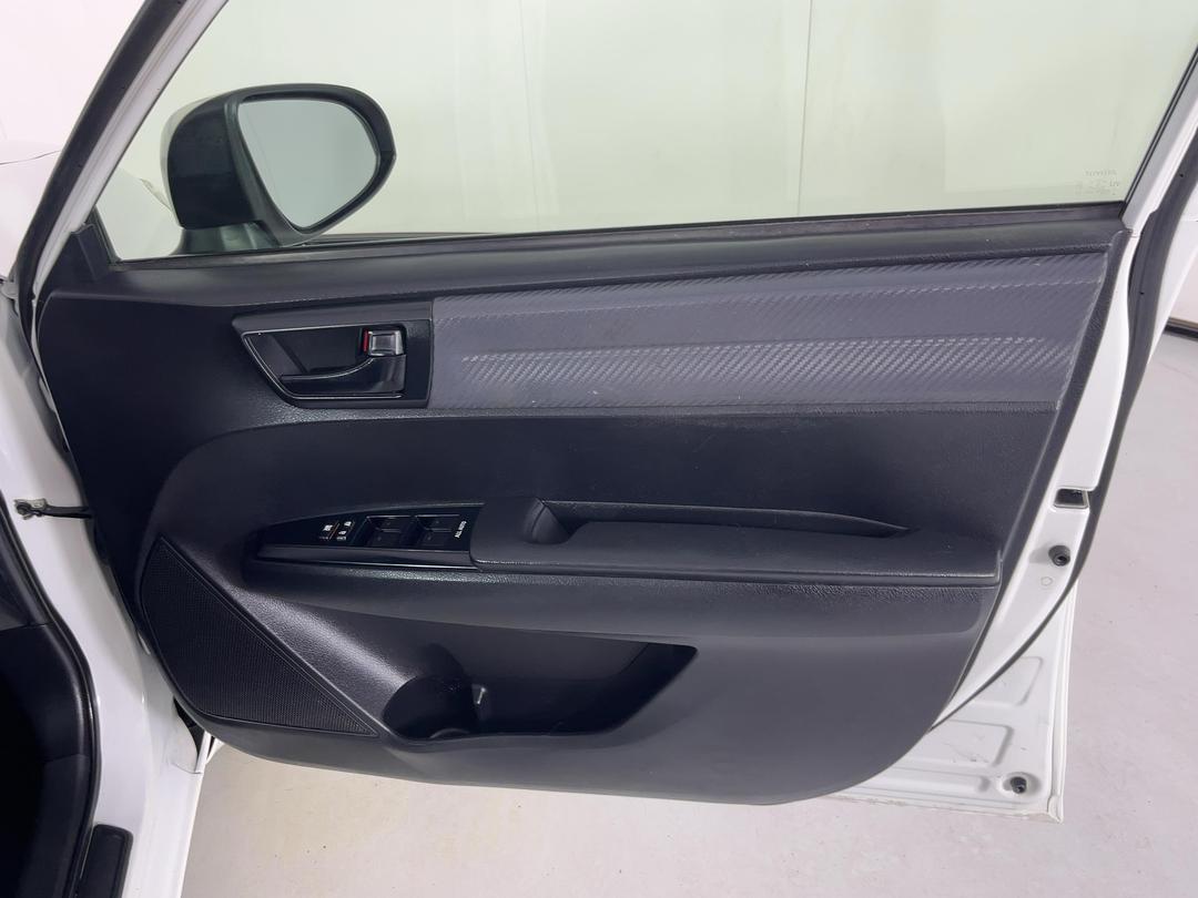 Photo '15' of Toyota Corolla