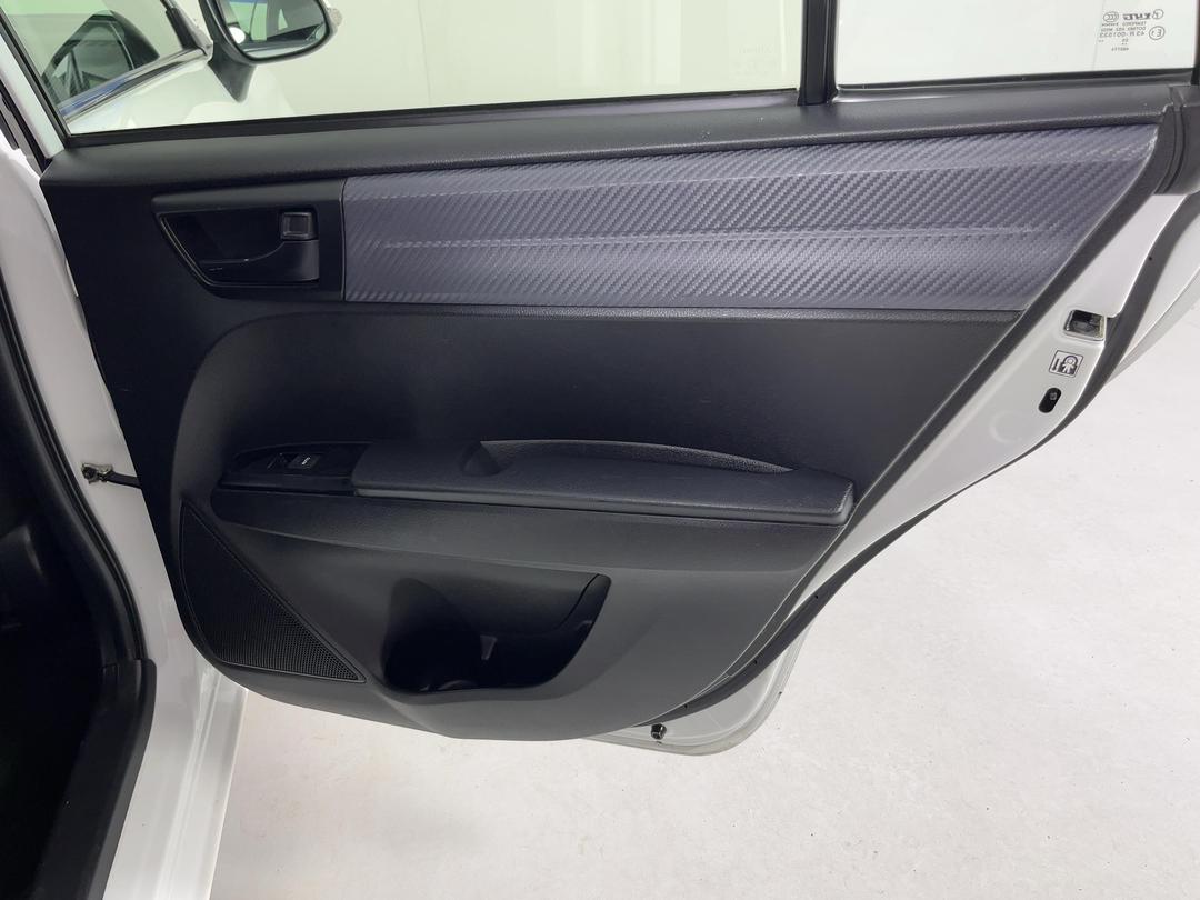 Photo '19' of Toyota Corolla