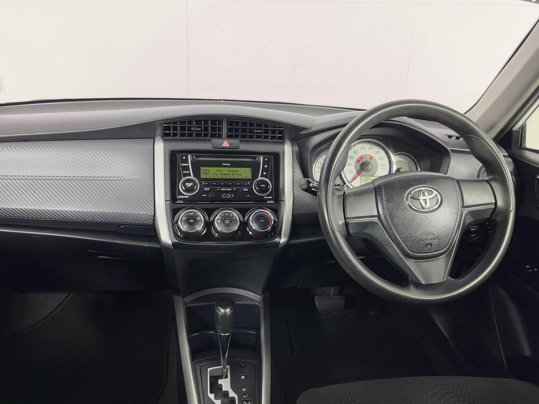 Photo '17' of Toyota Corolla