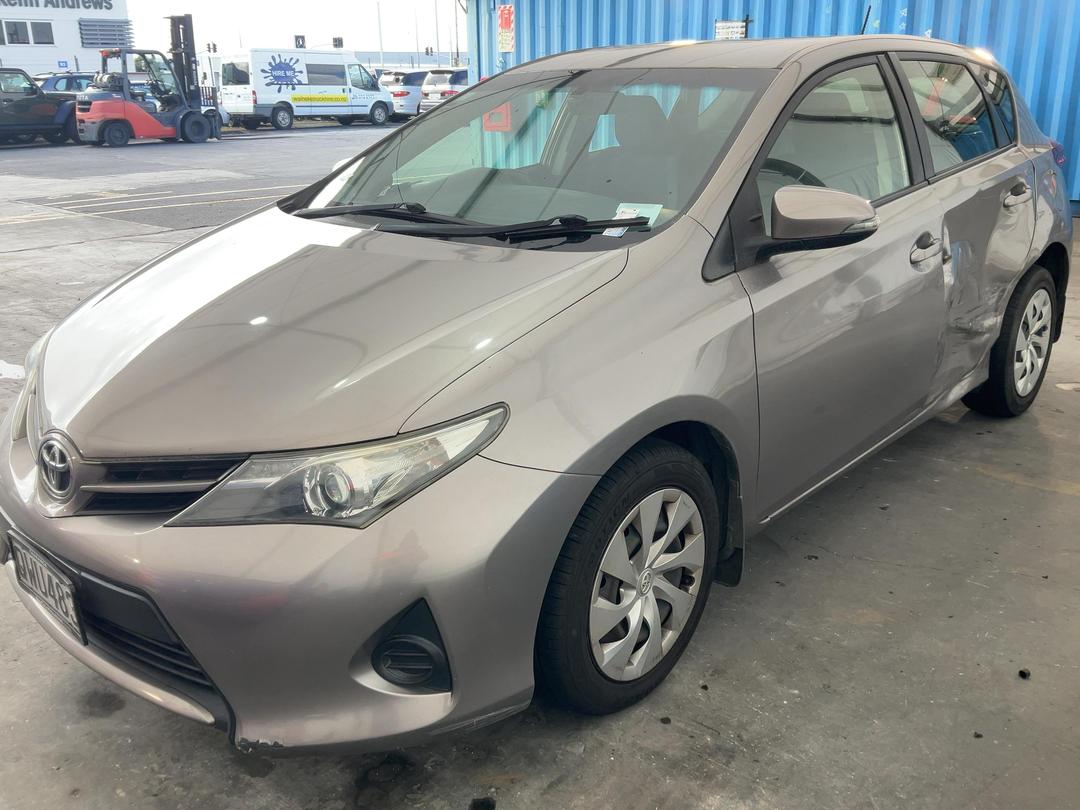 Photo '3' of Toyota Corolla GX Photo '3' of Toyota Corolla GX