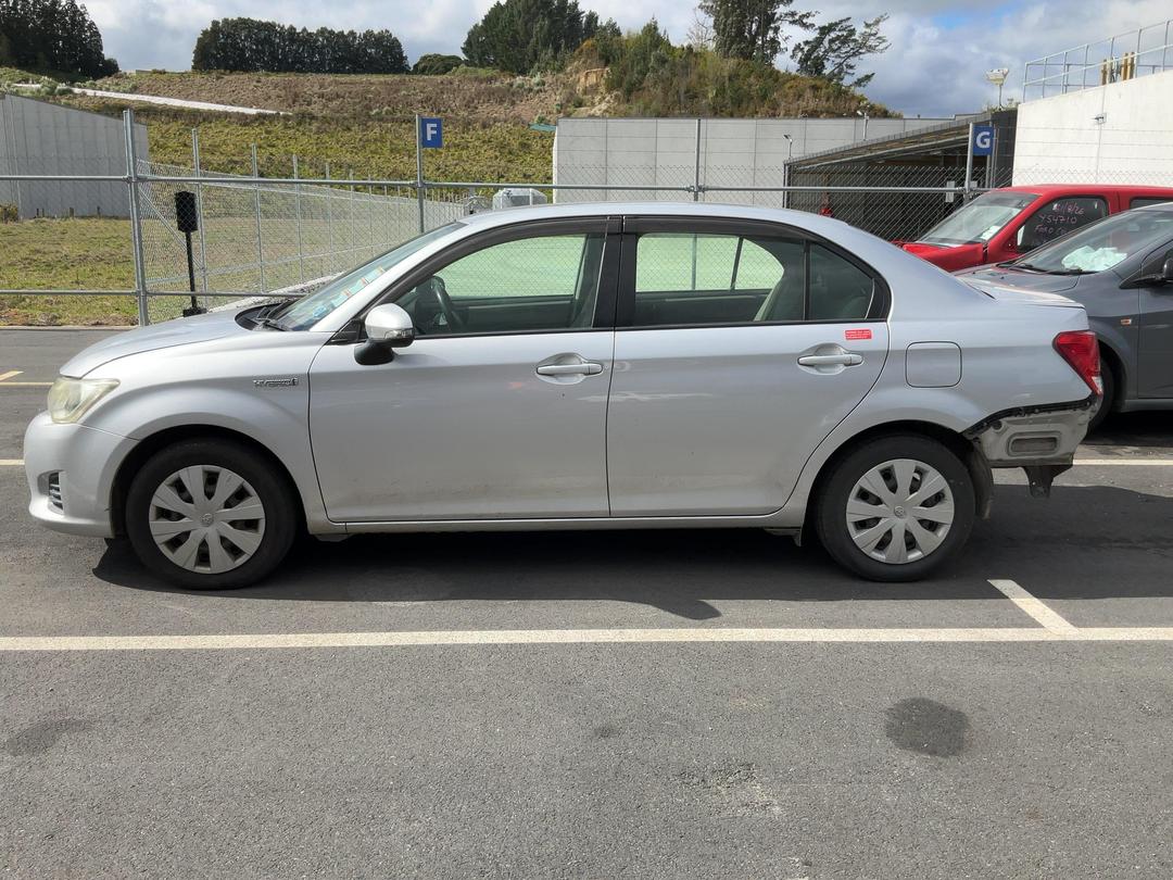 Photo '5' of Toyota Corolla Axio Photo '5' of Toyota Corolla Axio