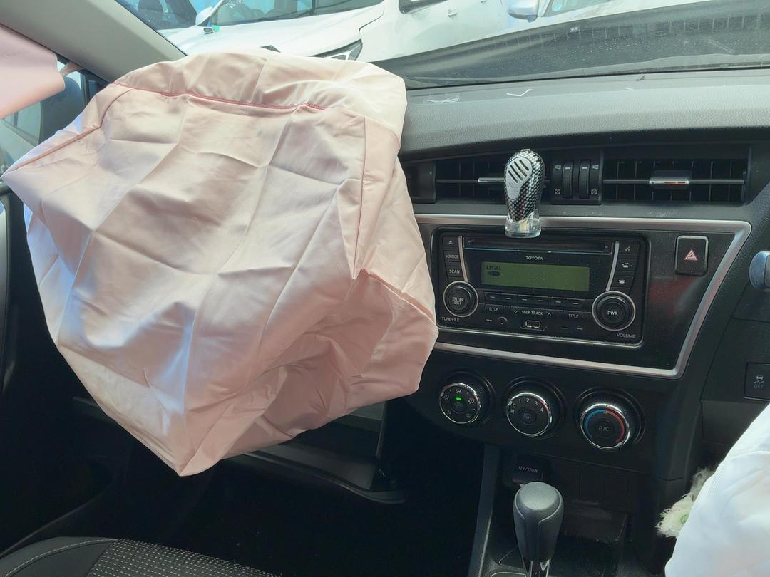 Photo '15' of Toyota Corolla GX Photo '15' of Toyota Corolla GX