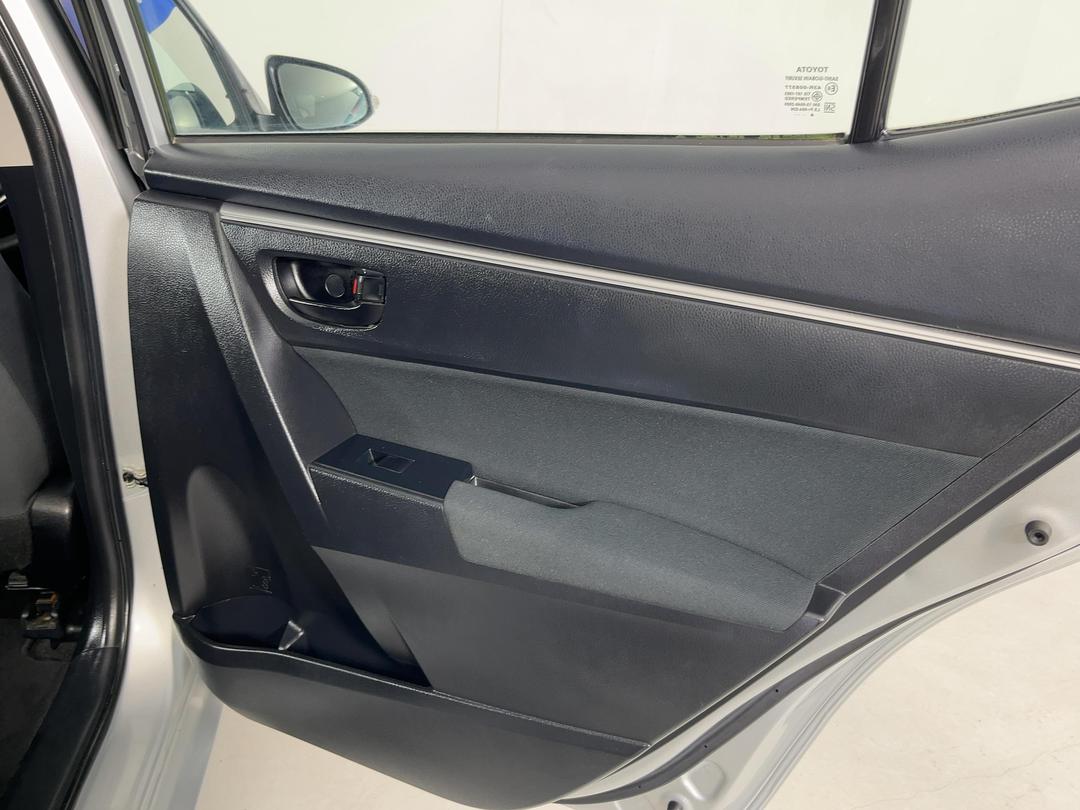 Photo '19' of Toyota Corolla
