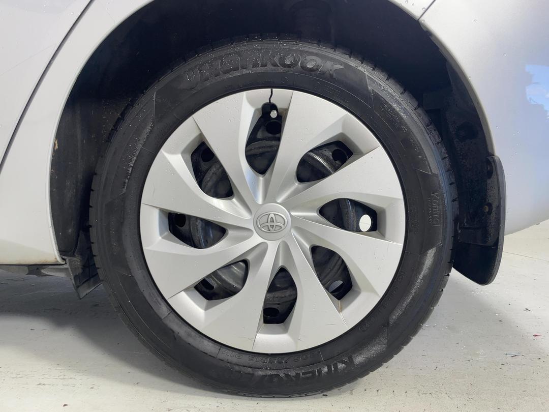 Photo '11' of Toyota Corolla