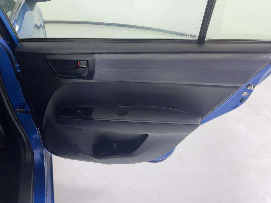 Photo '17' of Toyota Corolla GX Photo '17' of Toyota Corolla GX