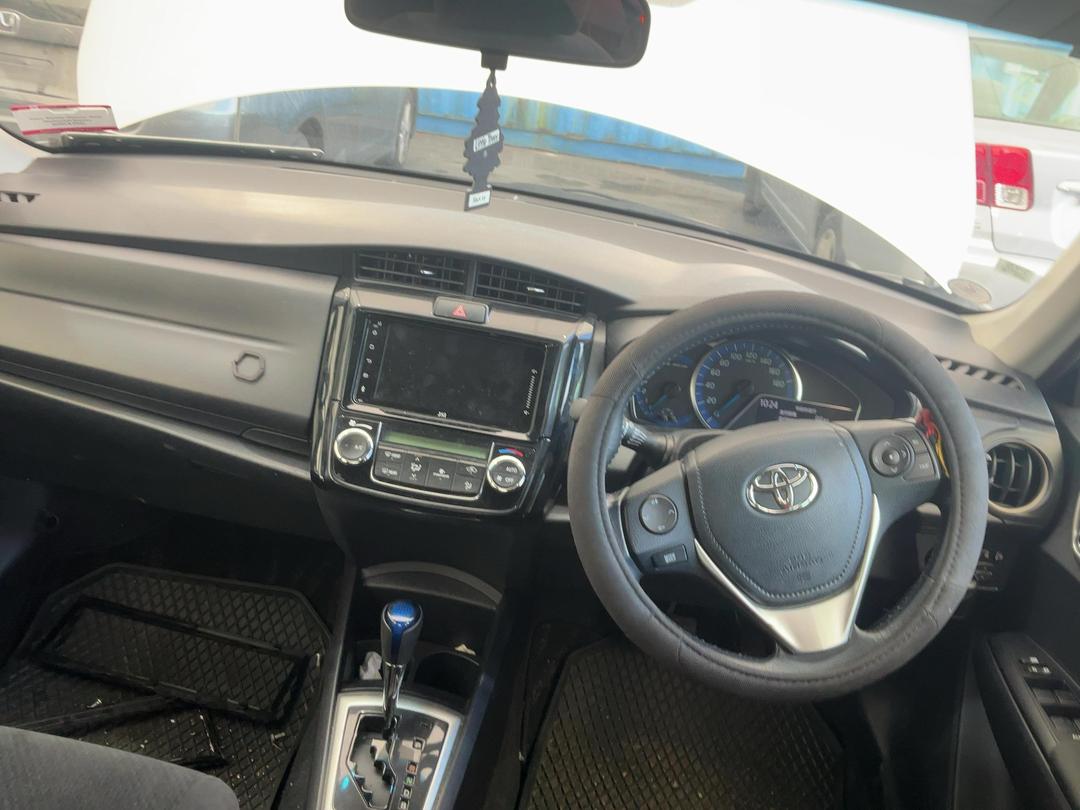 Photo '22' of Toyota Corolla Photo '22' of Toyota Corolla