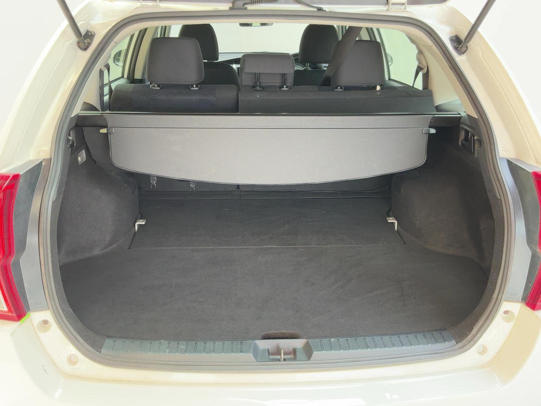 Photo '14' of Toyota Corolla