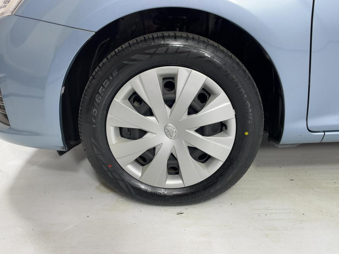 Photo '10' of Toyota Corolla Fielder