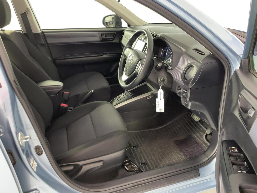 Photo '16' of Toyota Corolla Fielder