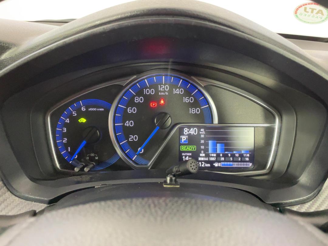 Photo '21' of Toyota Corolla Fielder