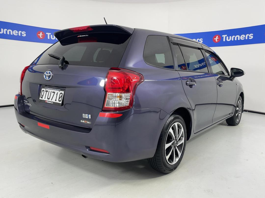 Photo '7' of Toyota Corolla Fielder