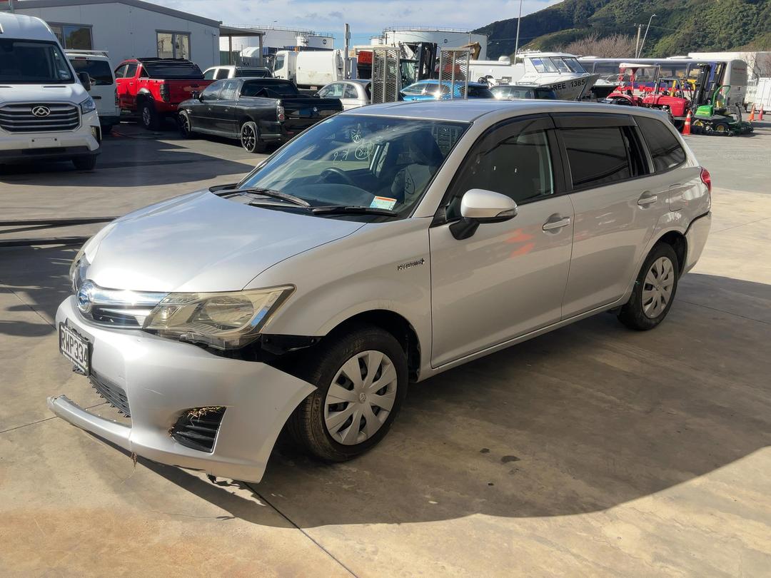 Photo '3' of Toyota Corolla Fielder Photo '3' of Toyota Corolla Fielder