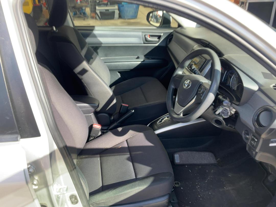 Photo '17' of Toyota Corolla Fielder Photo '17' of Toyota Corolla Fielder