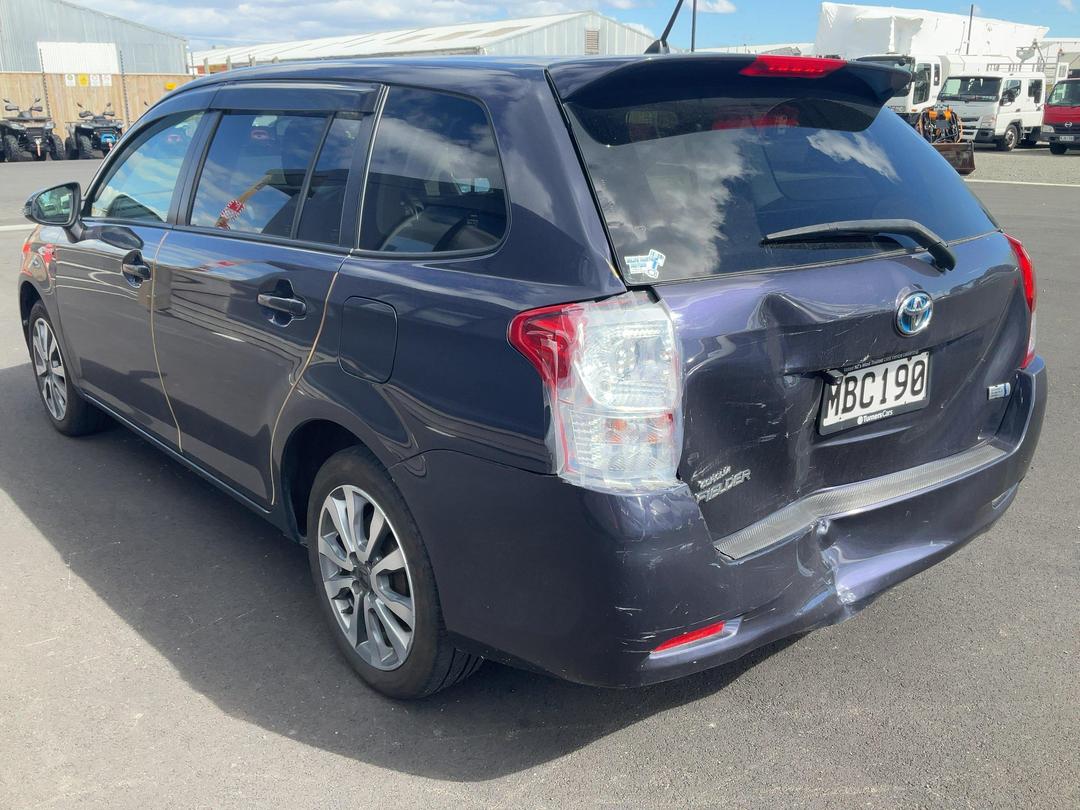 Photo '5' of Toyota Corolla Fielder Photo '5' of Toyota Corolla Fielder
