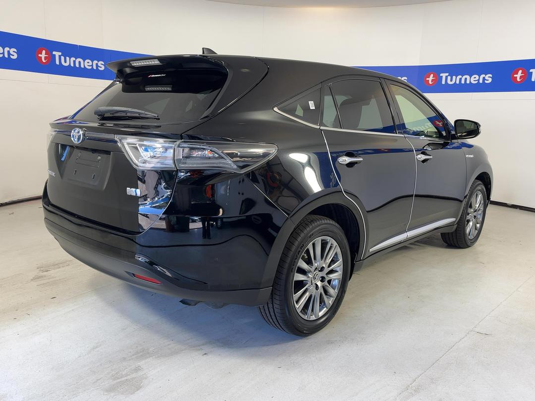 Photo '7' of Toyota Harrier