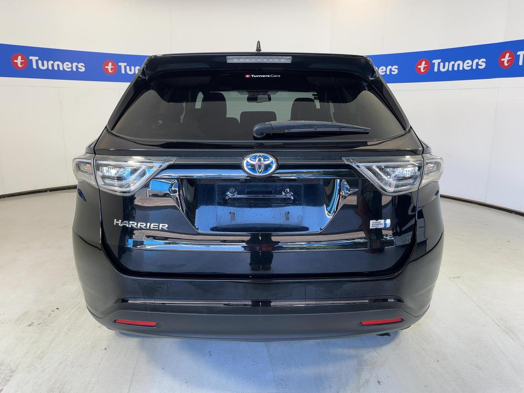 Photo '6' of Toyota Harrier