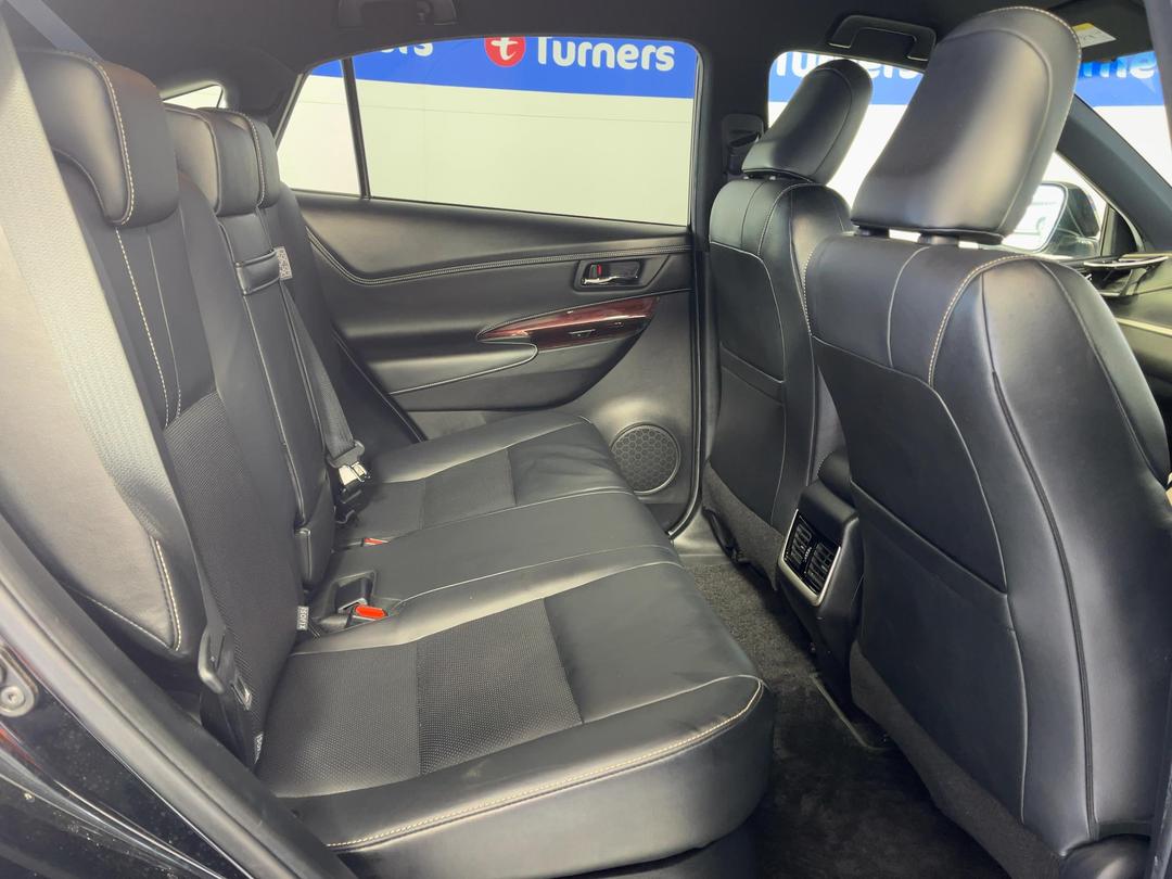 Photo '20' of Toyota Harrier