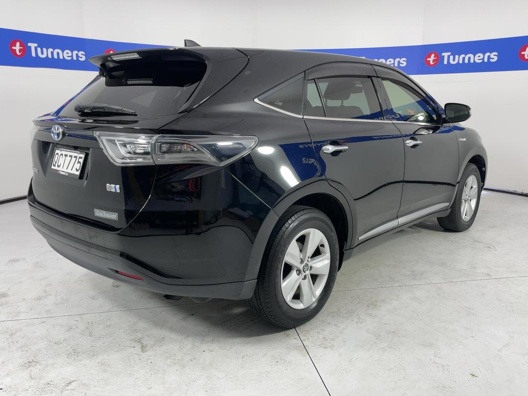 Photo '7' of Toyota Harrier