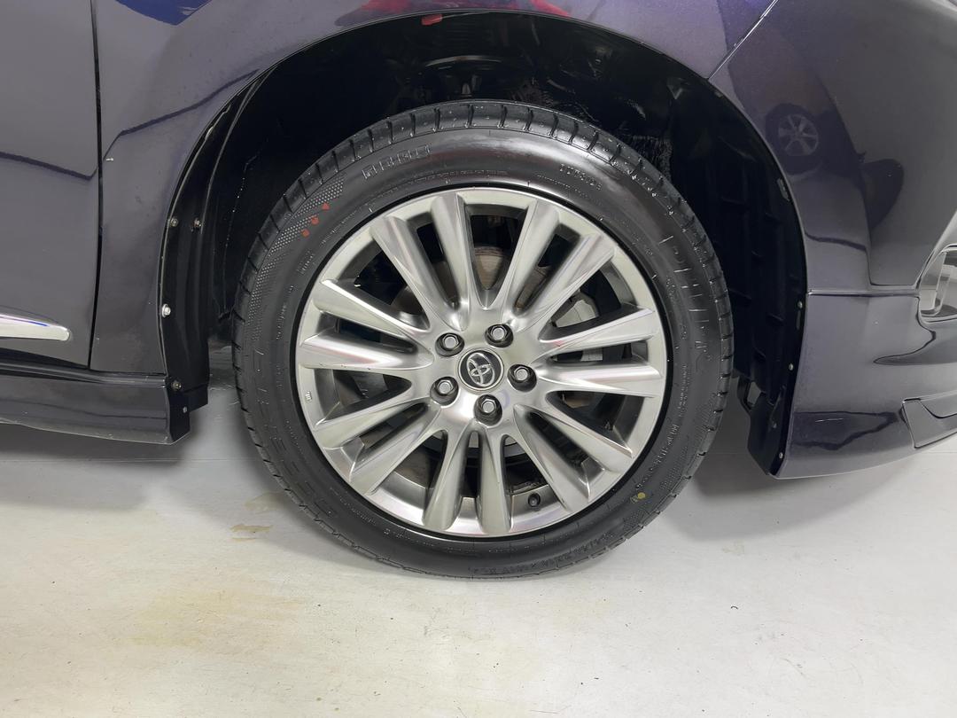 Photo '9' of Toyota Harrier