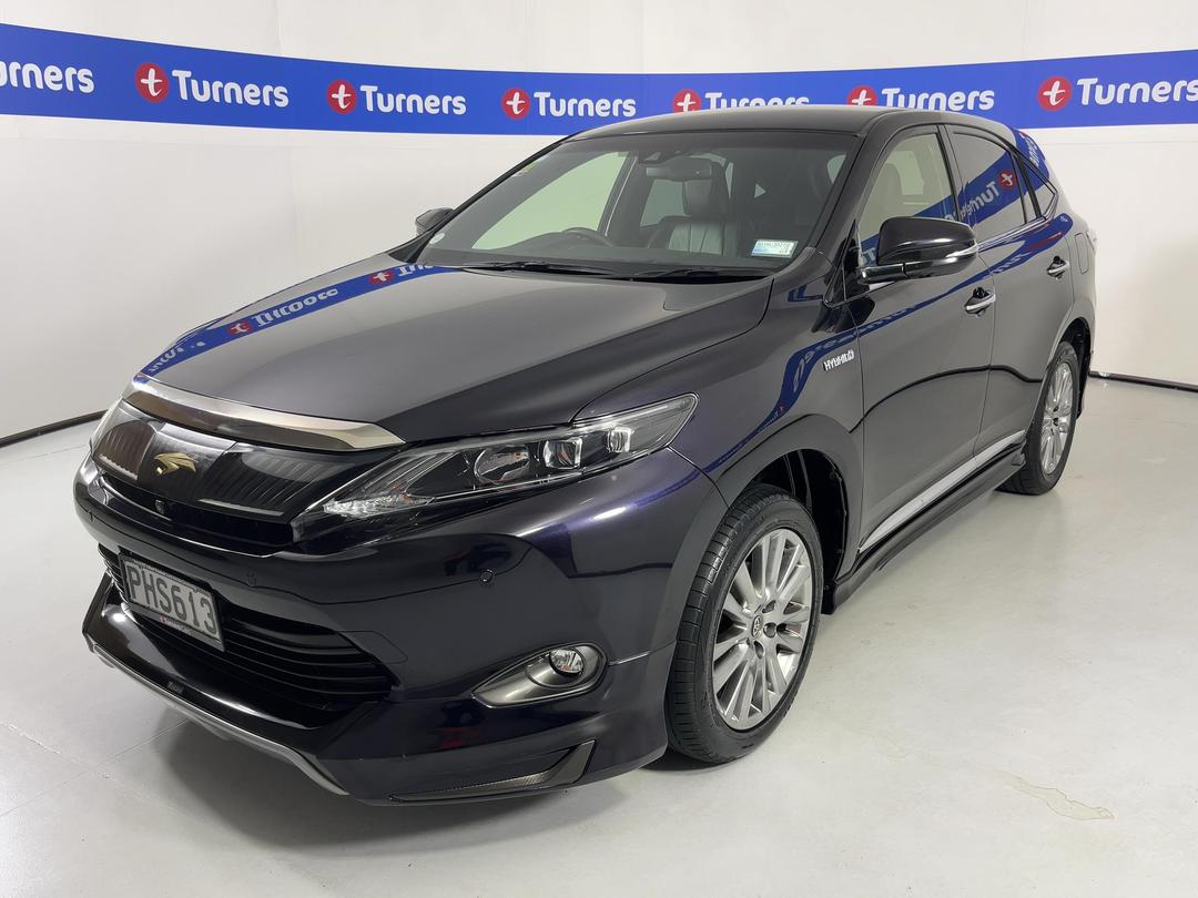 Photo '4' of Toyota Harrier