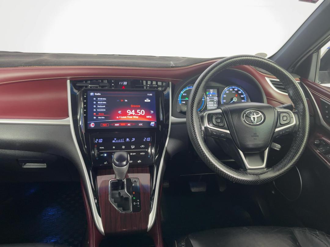 Photo '17' of Toyota Harrier