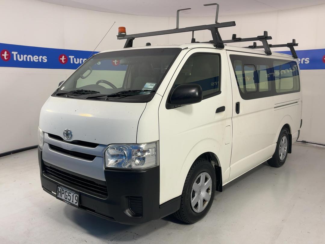 Photo '4' of Toyota Hiace