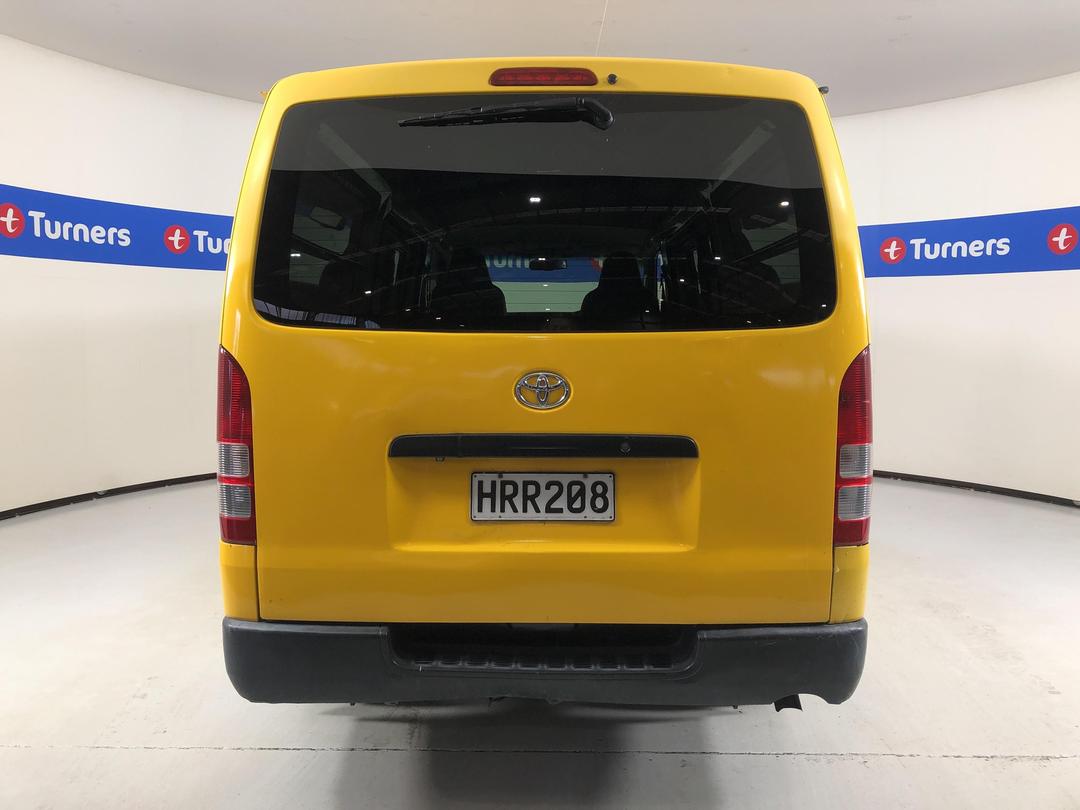 Photo '6' of Toyota Hiace