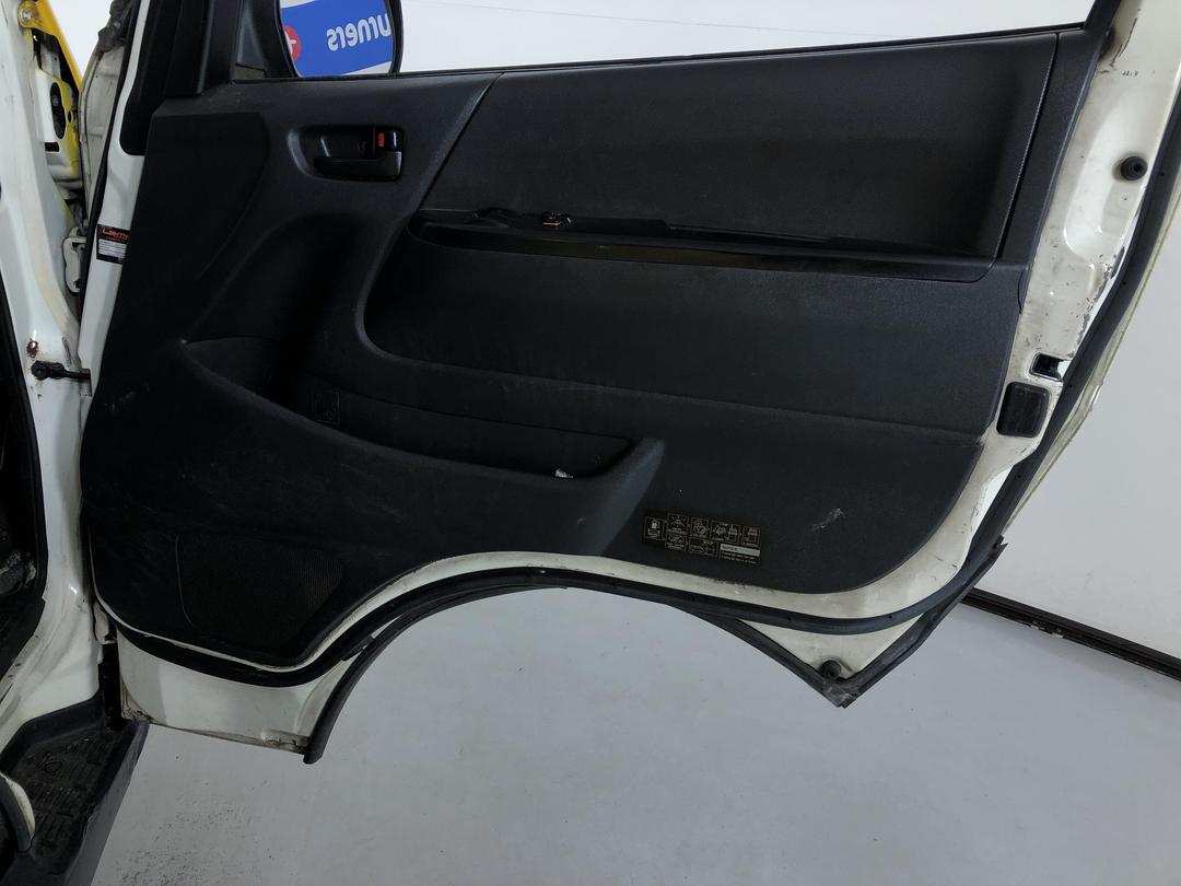 Photo '15' of Toyota Hiace