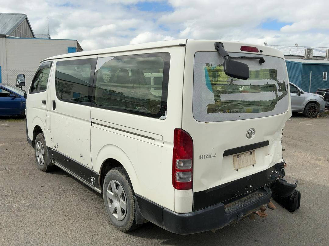 Photo '5' of Toyota Hiace Photo '5' of Toyota Hiace