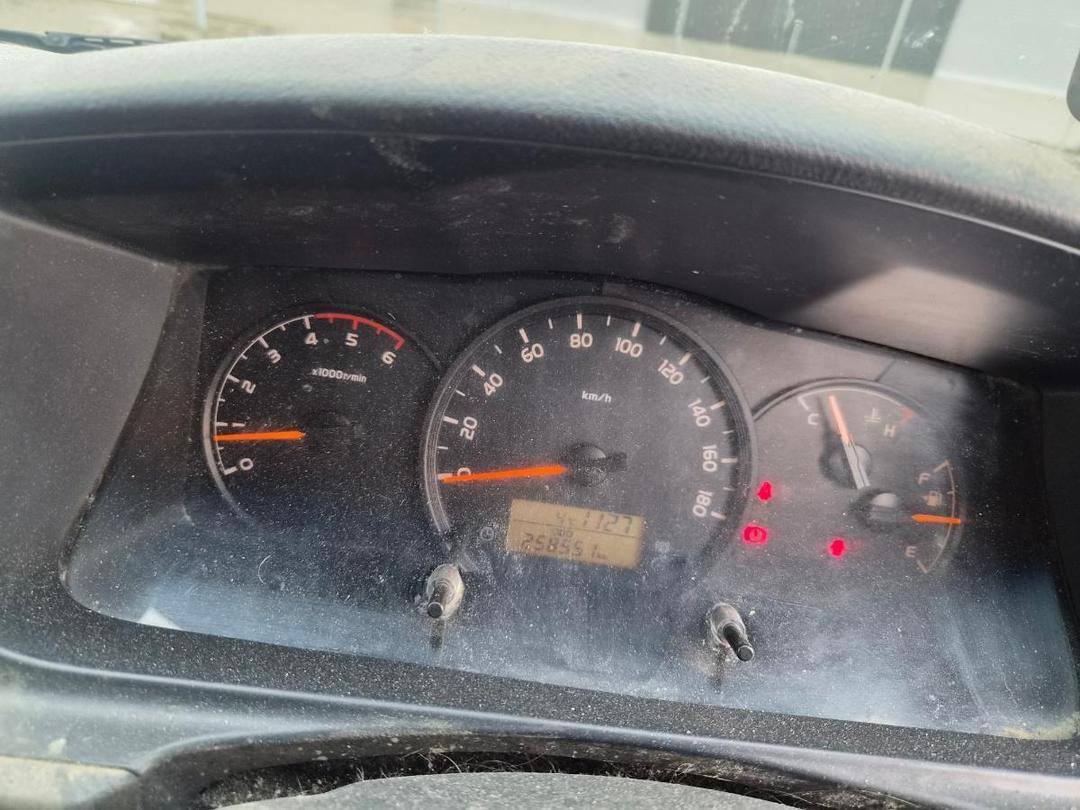 Photo '7' of Toyota Hiace ZL TD