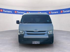 Photo '2' of Toyota Hiace