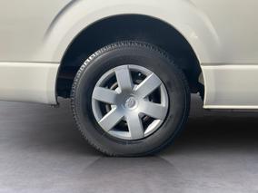 Photo '12' of Toyota Hiace