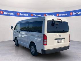 Photo '5' of Toyota Hiace