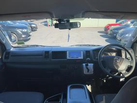 Photo '17' of Toyota Hiace