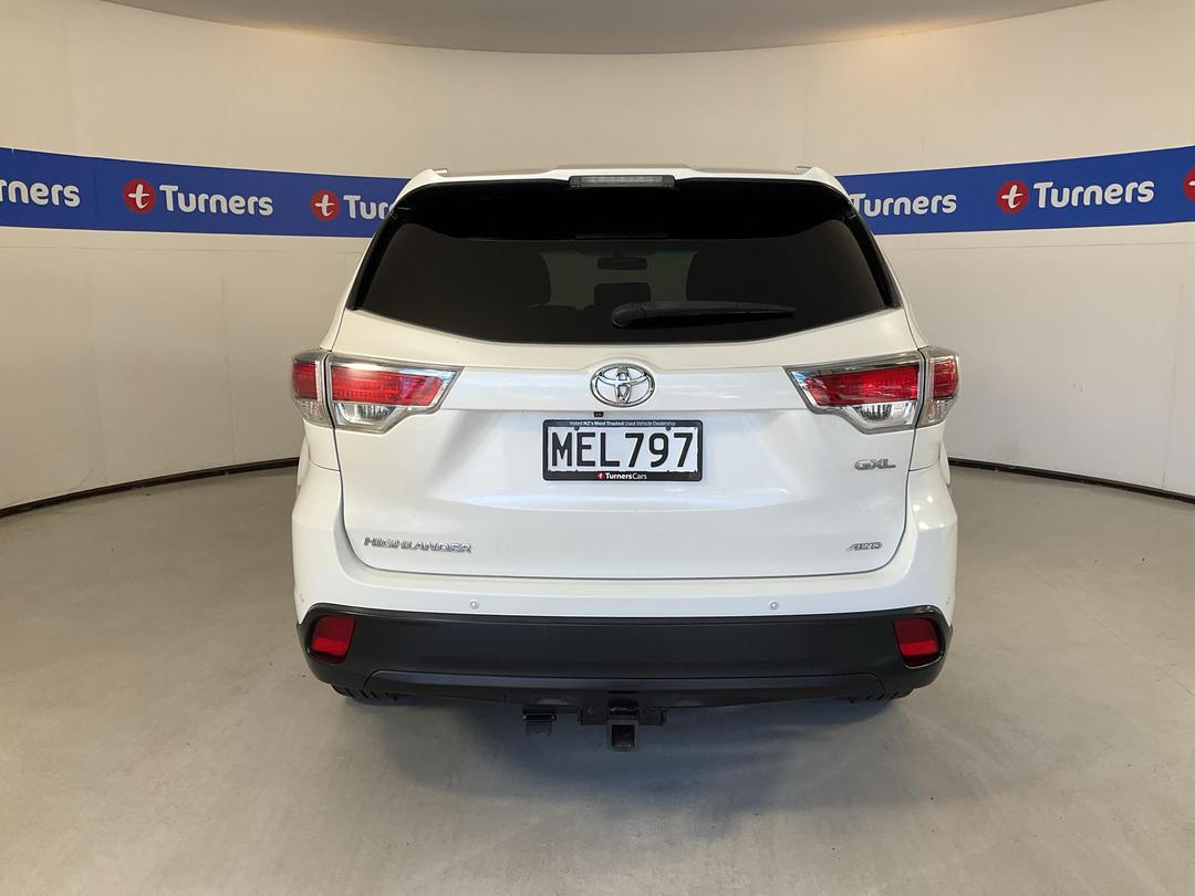 Photo '6' of Toyota Highlander