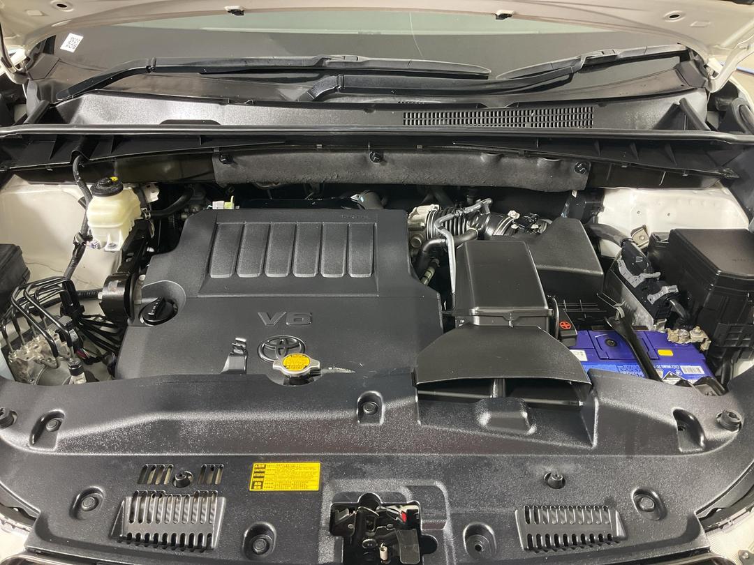 Photo '13' of Toyota Highlander