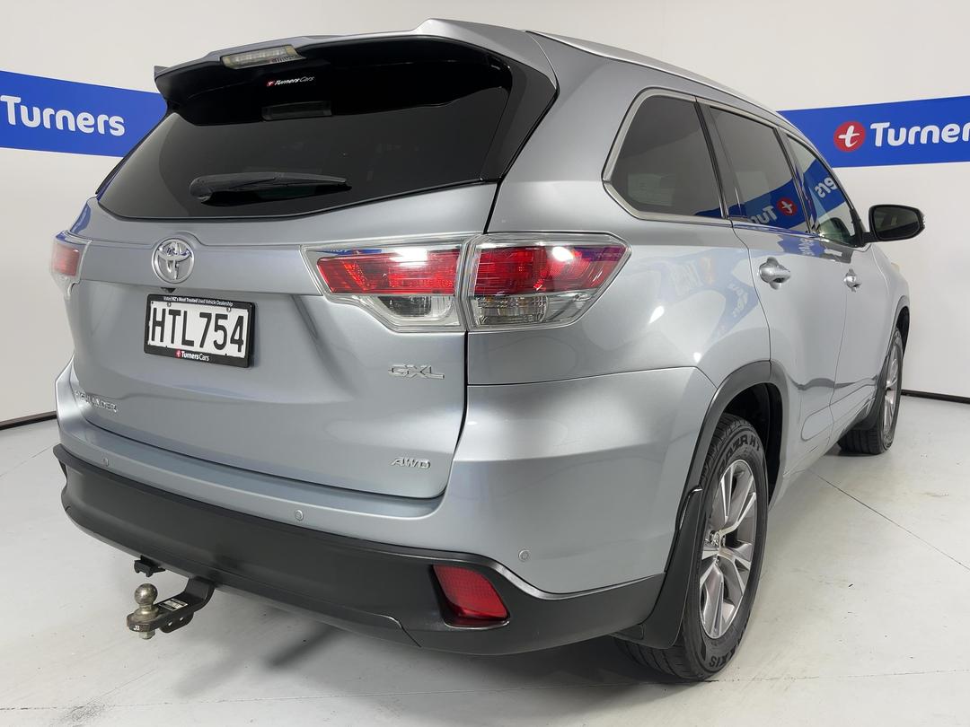 Photo '7' of Toyota Highlander
