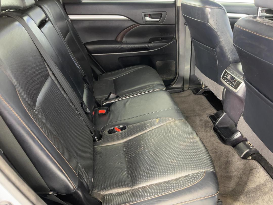 Photo '20' of Toyota Highlander