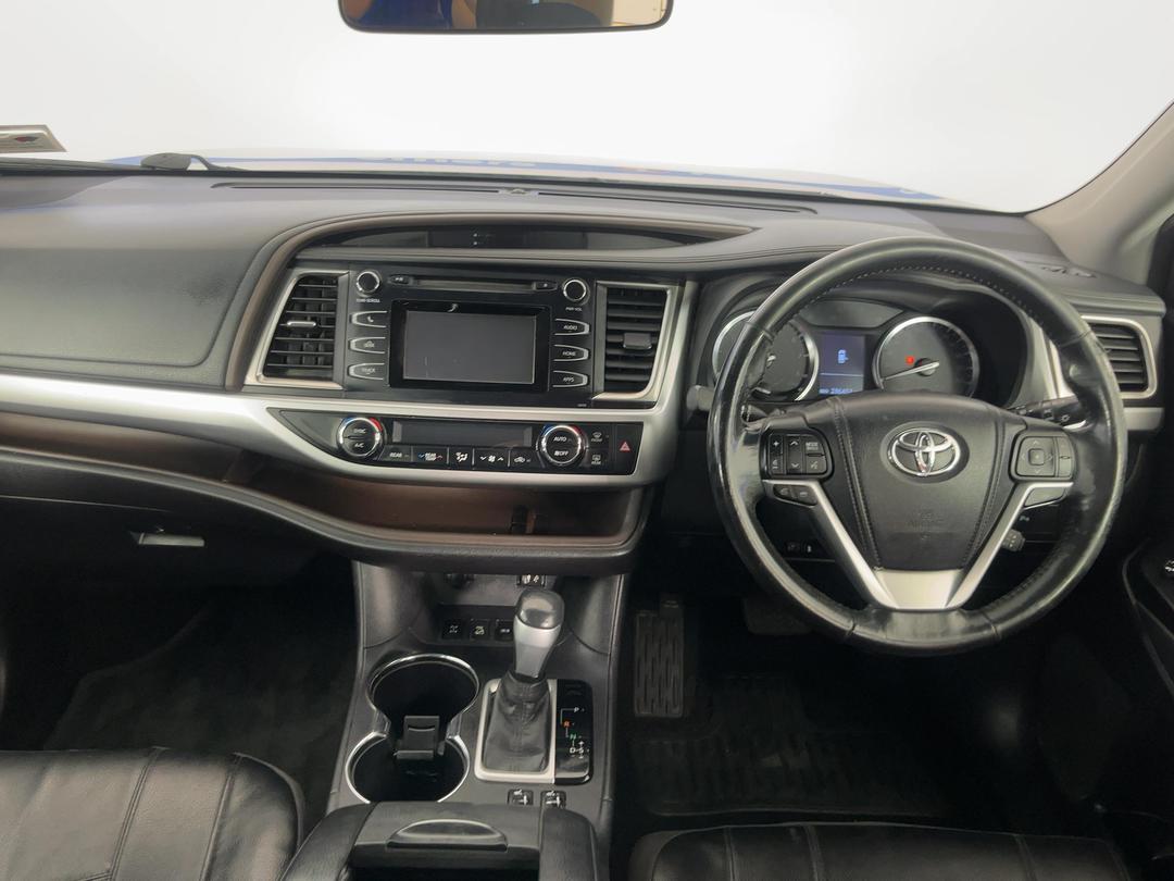 Photo '17' of Toyota Highlander