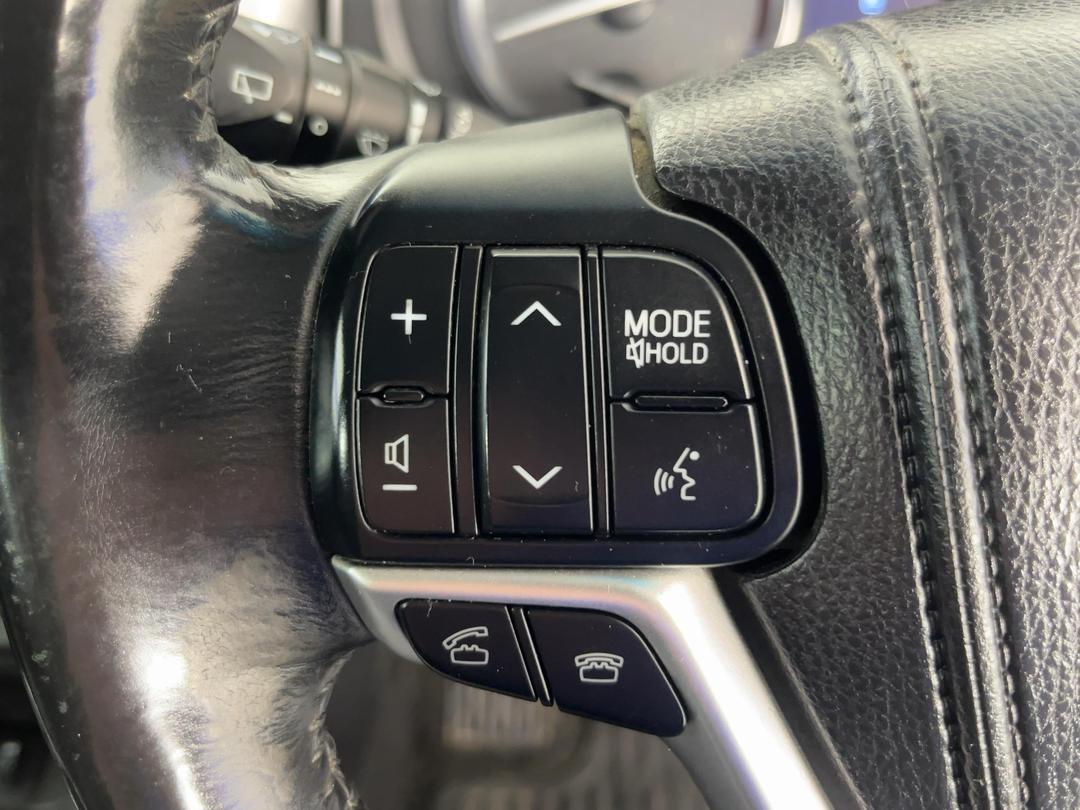 Photo '26' of Toyota Highlander